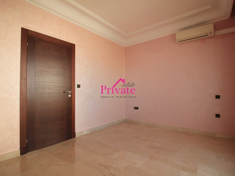 Location,Appartement 120 m² IBERIA,Tanger,Ref: LG564 2 Bedrooms Bedrooms,2 BathroomsBathrooms,Appartement,IBERIA,1828