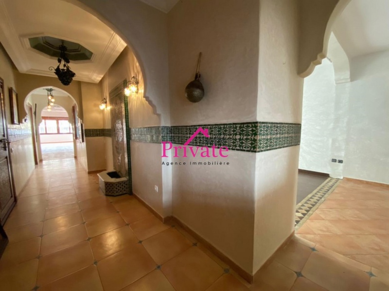 Location,Appartement 214 mÂ² AVENUE MOULAY YOUSSEF,Tanger,Ref: LA633 3 Bedrooms Bedrooms,2 BathroomsBathrooms,Appartement,AVENUE MOULAY YOUSSEF,2026