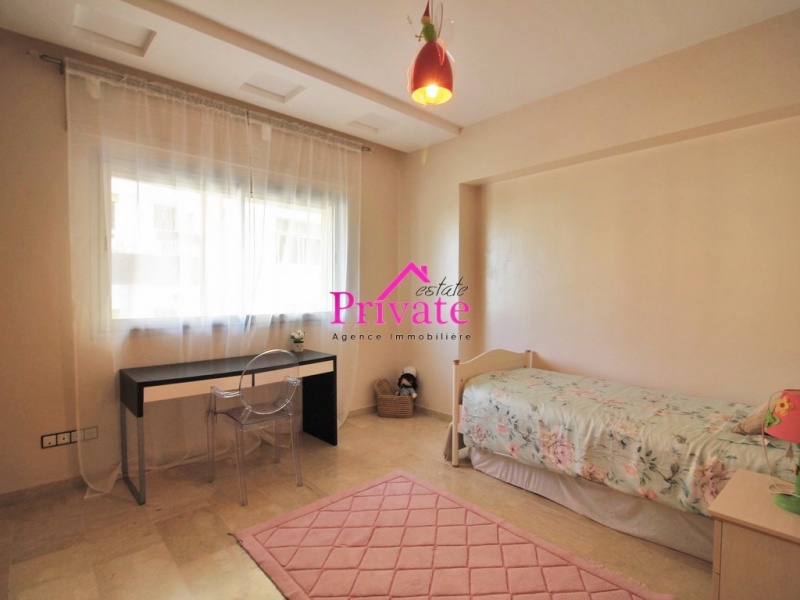 Location,Appartement 205 m² Quartier Administratif,Tanger,Ref: la660 3 Bedrooms Bedrooms,2 BathroomsBathrooms,Appartement,Quartier Administratif,2075