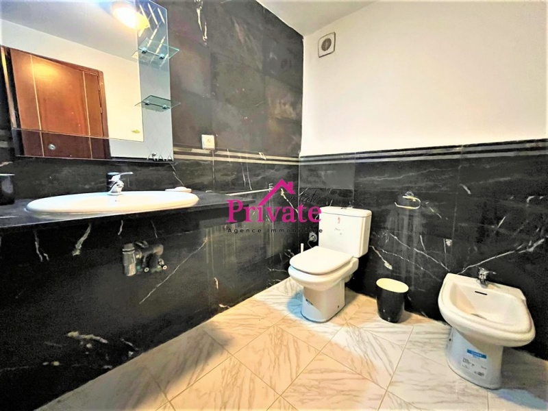 Location,Appartement 100 m² BOULEVARD,Tanger,Ref: LZ701 2 Bedrooms Bedrooms,2 BathroomsBathrooms,Appartement,BOULEVARD,2143