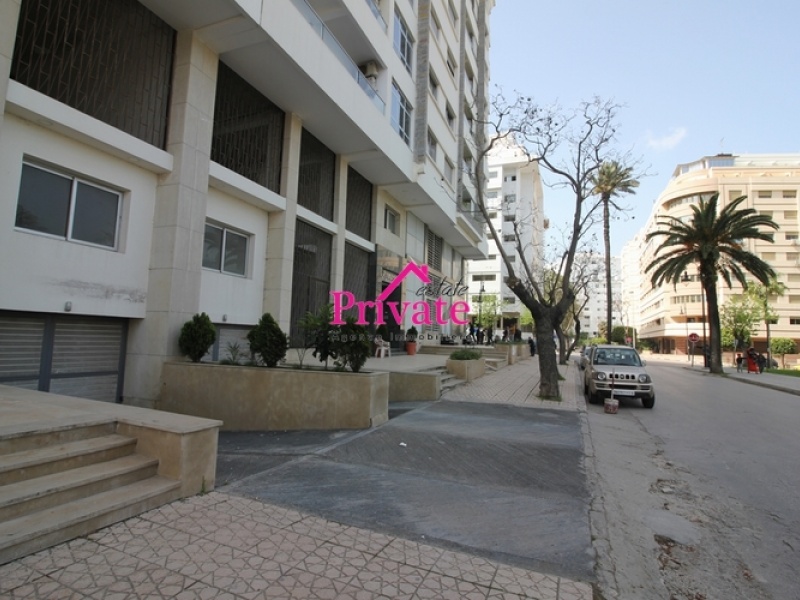 Location,Local commercial m² IBIRIA,Tanger,Ref: LA368 ,Local commercial,IBIRIA,1443